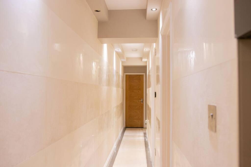Oikoshomes Three Bedroom Flat In Londen Buitenkant foto